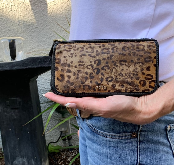 SOLD‼️‼️ Leopard print messenger bag | Messenger bag, Bags, Leopard print