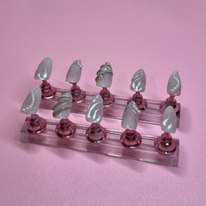 almond cat eye press on nails | 3D sculpture nails | handmade press on nails | wedding nails | custom press on nails | acrylic nails