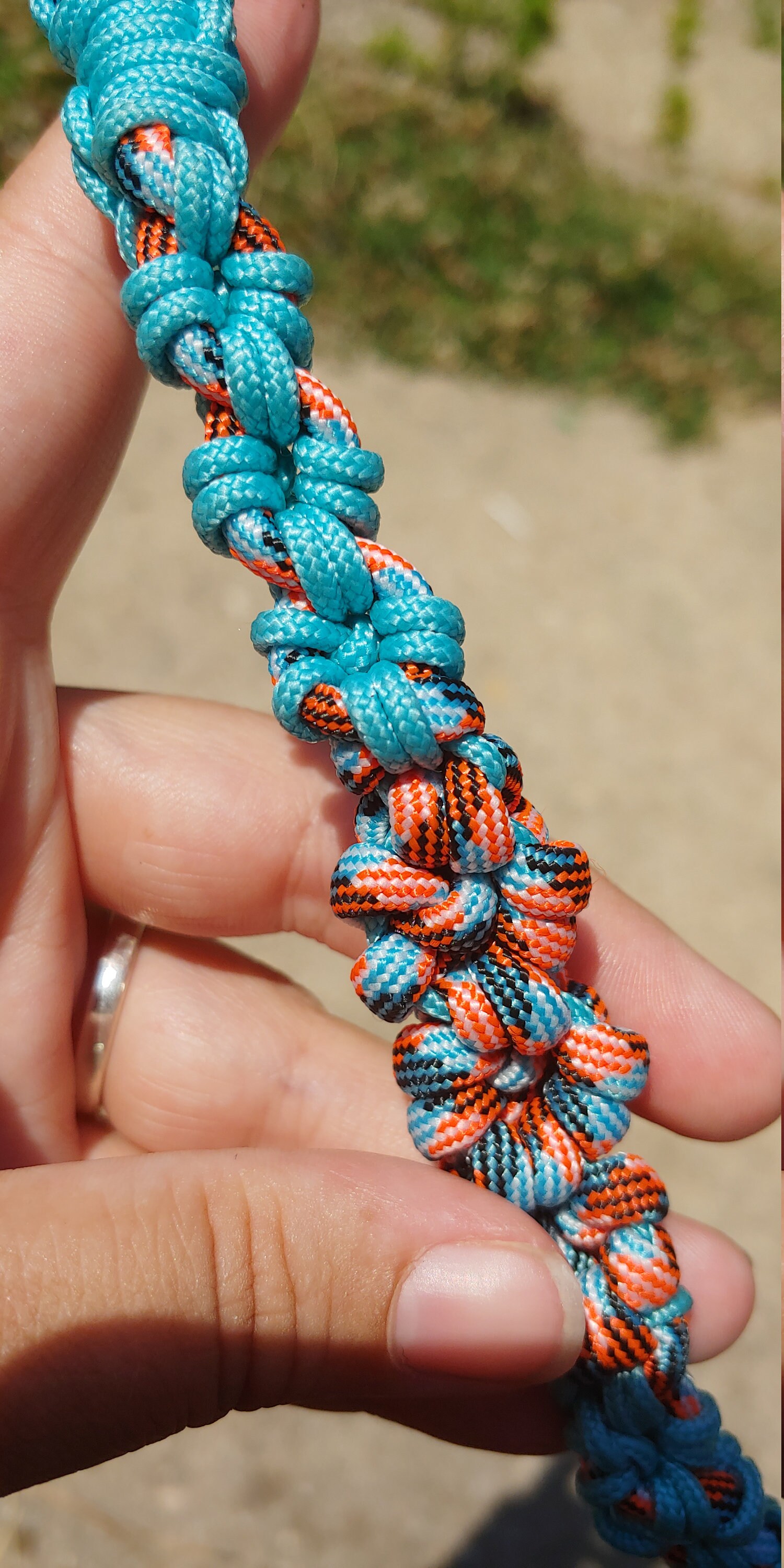 MTO daisy chain style paracord 95 gauge/ 550 gauge split Etsy