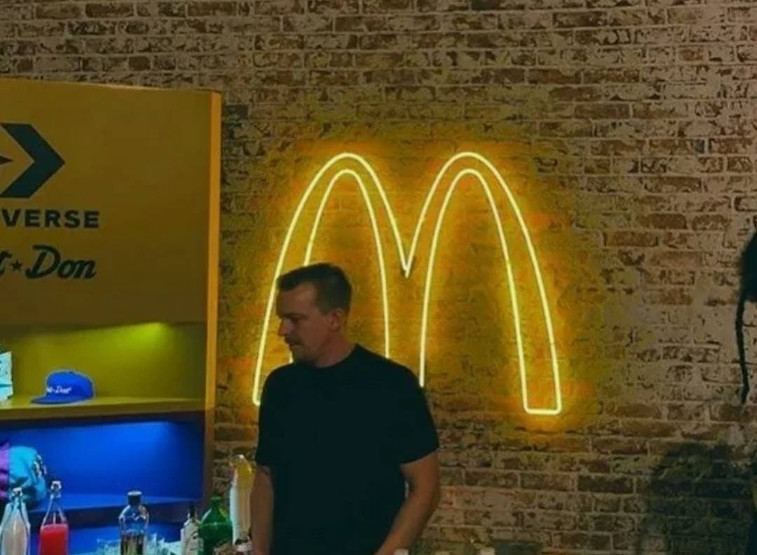 ネオン看板 マクドナルド アメリカン雑貨 McDonald ゴールデンアーチ マクドナルド ゴールデン アーチ - ネオンサイン ランプ レトロ