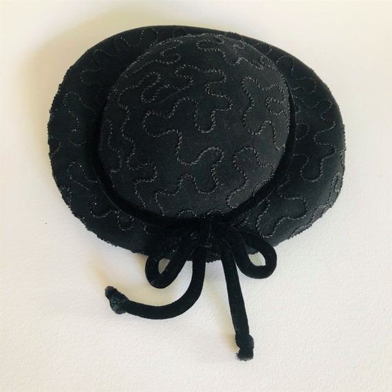 Vintage Black Belvedere Wool Hat with Swirling Se… - image 2