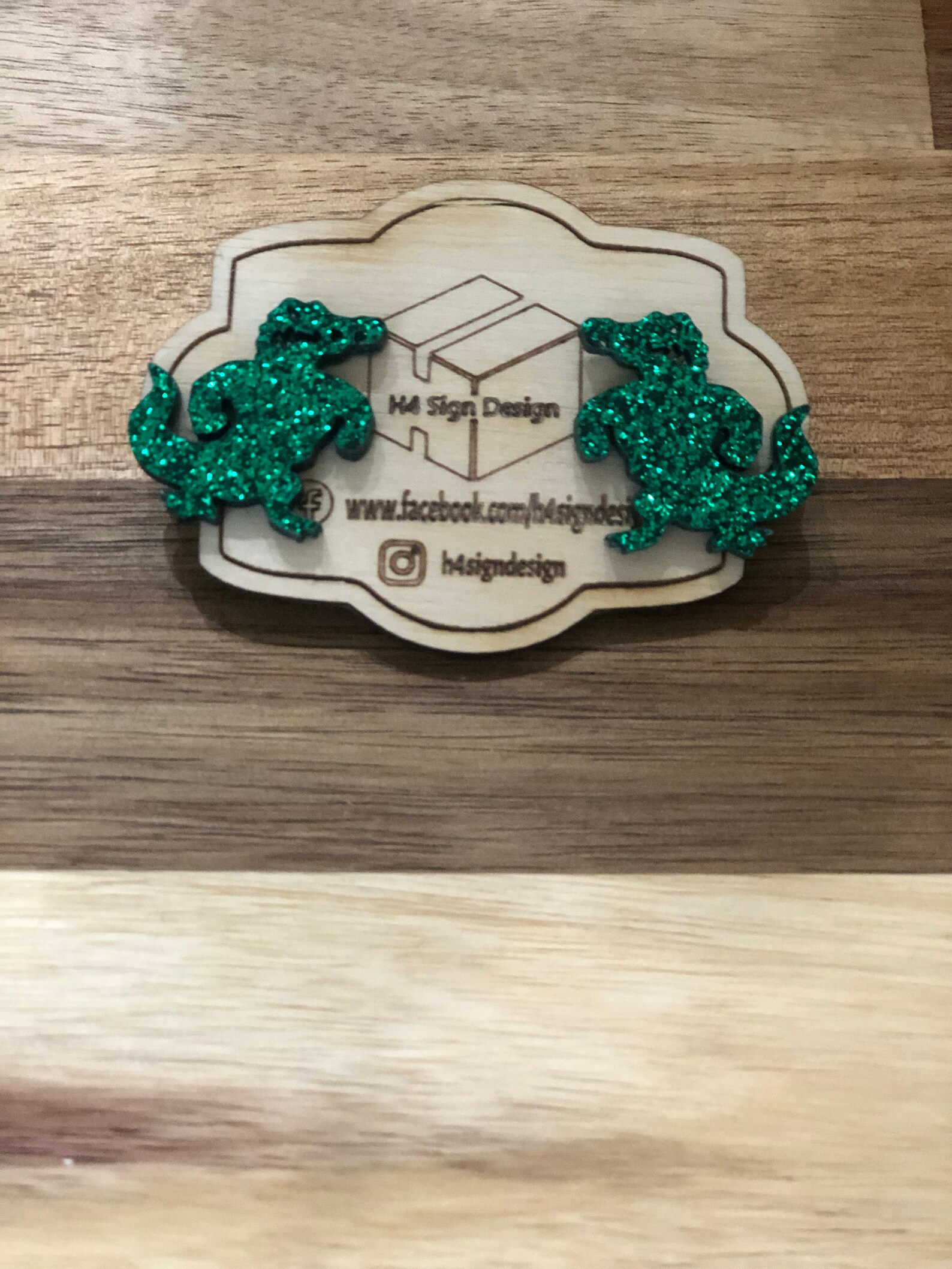 Alligator Glitter Laser Cut Acrylic Earring, Gator Earrings, Croc