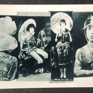 Tatuador tradicional vintage Percy Waters, vários cartões postais com fotos de mulheres tatuadas, foto antiga em preto e branco