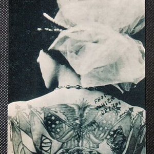 Vintage Percy Waters Traditionelle Tattoo Künstlerin, Tätowierte Frau B&W Foto PostKarte 4x6 altes Tattoo Bild