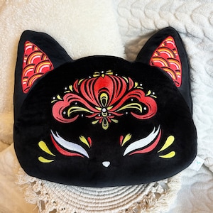 Kitsune Plush Pillow - Yami