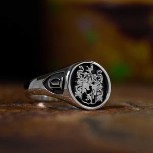 Custom Engraved Signet Ring with Sterling Silver, Traditional Personalized Coat of Arm Ring