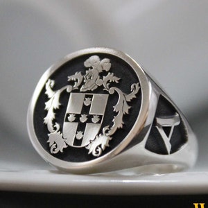 Custom Engraved Traditional Family Crest Ring, Personalized Coat of Arm Signet Ring with Sterling Silver