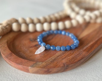 8mm Lapis Jade Bracelet,  Quartz Spike, Blue Beaded Bracelet, Jade Bracelet, Blue Stretch Bracelet, Blue Jewelry || Celeste