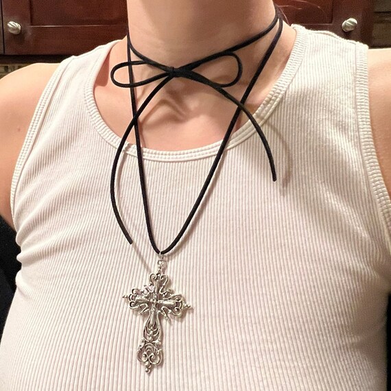 Gothic Cross Choker Big Heart Necklace Butterfly Choker black