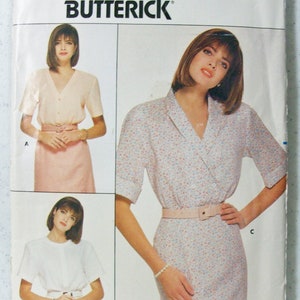 Vintage Butterick Pattern 3692 - Complete and Uncut - Blouse - Misses&#39; Sizes 14-16-18