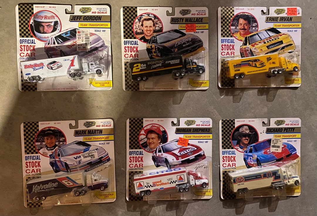 Miniatures Road Champs, Lot De 2 Voitures : Pontiac Et Bloodmobile, Années 1992 Et 1994, Collection