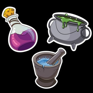 Puede incluir: Ilustración de dibujos animados de tres elementos temáticos de brujas sobre un fondo negro. Una botella de vidrio con líquido púrpura y un corcho, un caldero con líquido verde y un mortero y una maja con líquido azul.