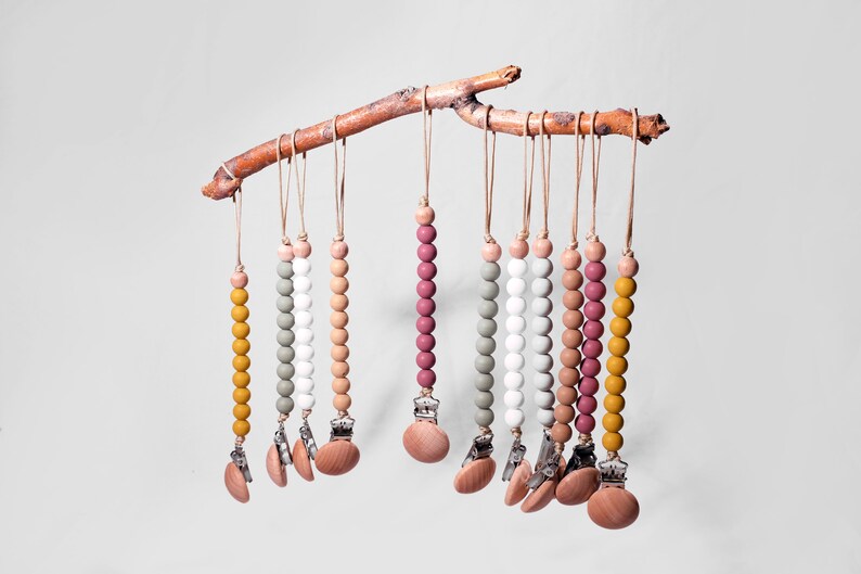 Pacifier Clip Easy to Attach BPA Free Neutral colors 100 /% Medical Grade Silicone Easy to clean Silicone Pacifier Clip