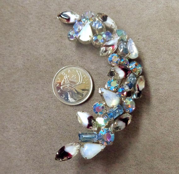 Large crescent brooch with array of glass stones - image 7
