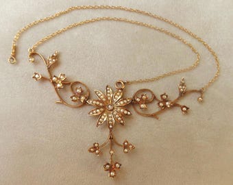 Belle Époque gold floral necklace with seed pearls