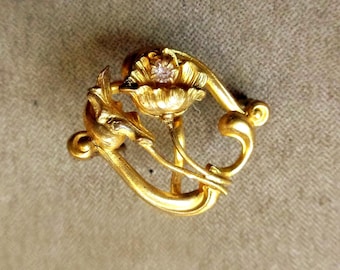 Art Nouveau small watch pin with clear paste