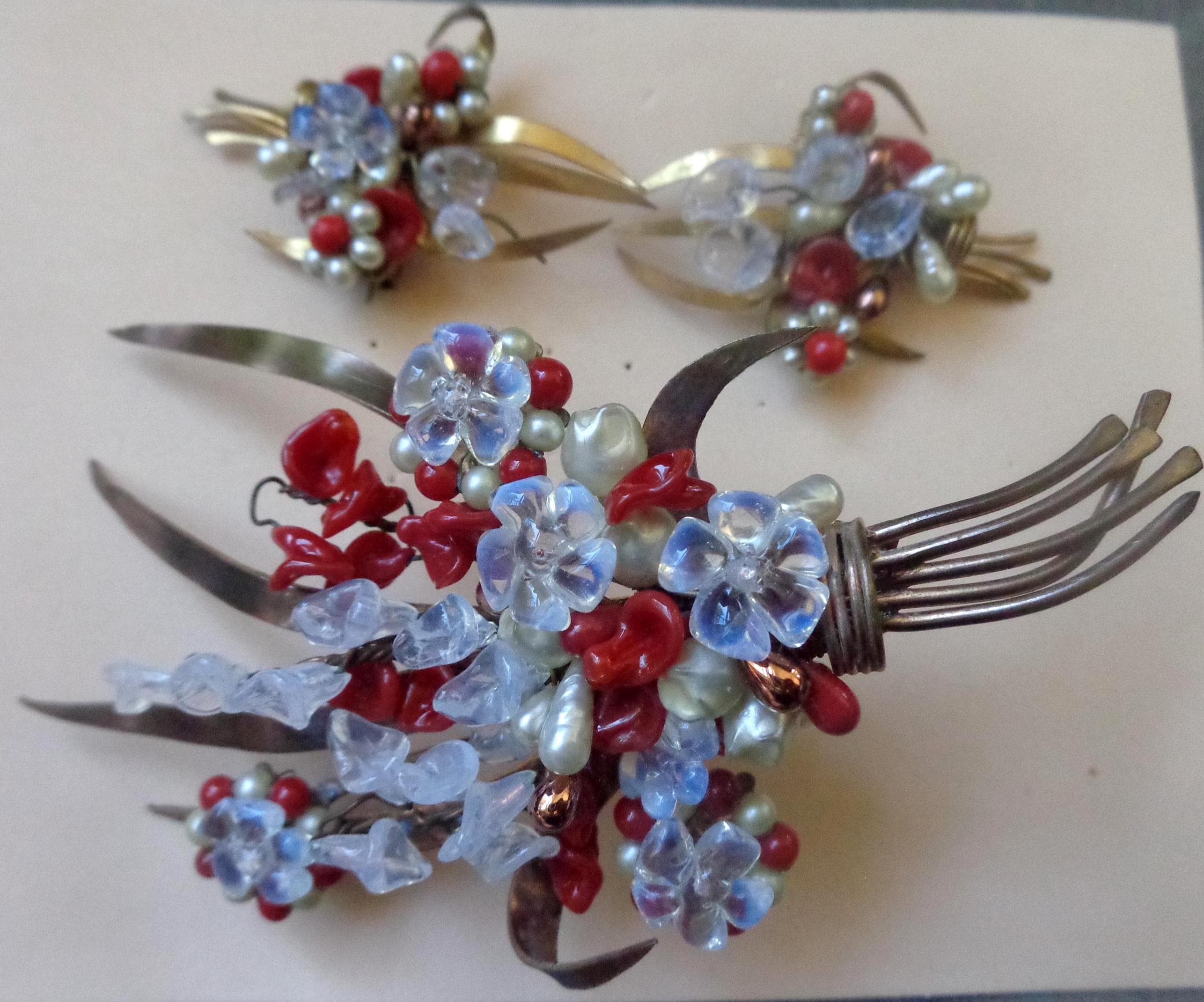 Ancienne broche en pâte de verre France 1940-1950 french