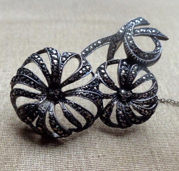 Broche En Argent Sterling Et Marcassites - Poids 11,7 Grammes - Occasion - Bijou Vintage