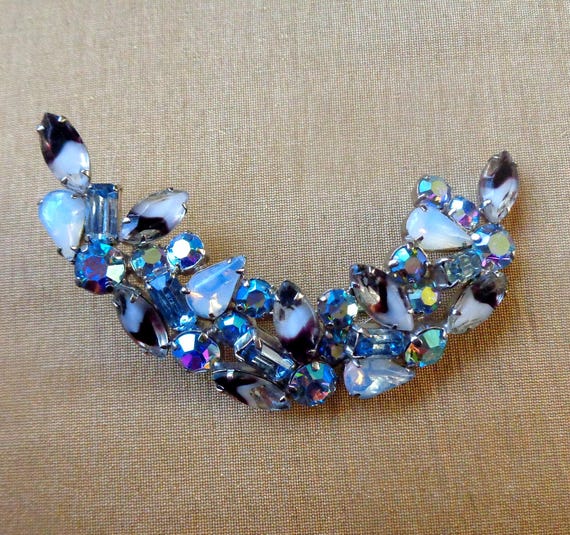 Large crescent brooch with array of glass stones - image 1