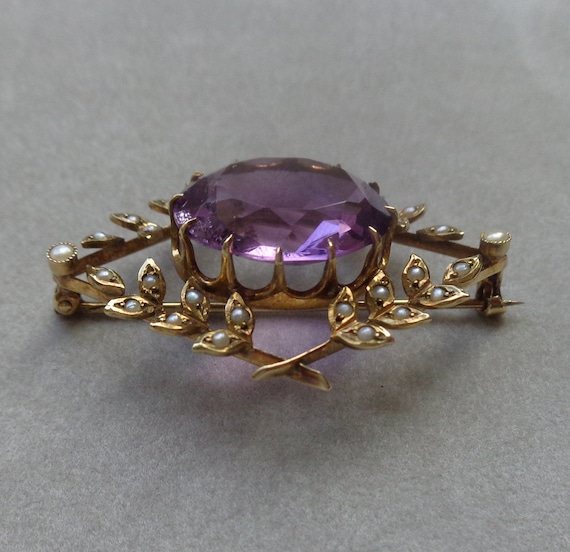 Edwardian 14K gold brooch with amethyst and seed … - image 1