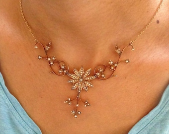 Belle Époque gold floral necklace with seed pearls