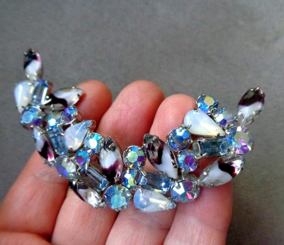 Large crescent brooch with array of glass stones - image 2