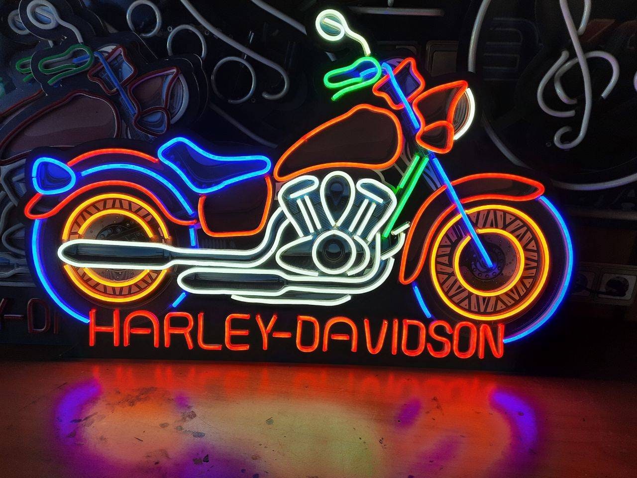 Harley Davidson Lamp for sale Only 2 left at 70