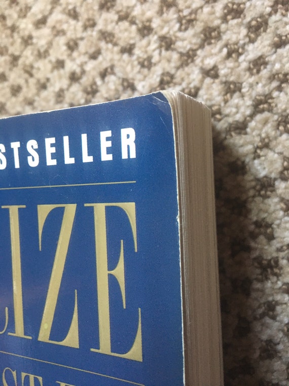 The Prize: The Epic Quest For Oil, Money & Power By Daniel Yergin, Paperback, 928 Pages