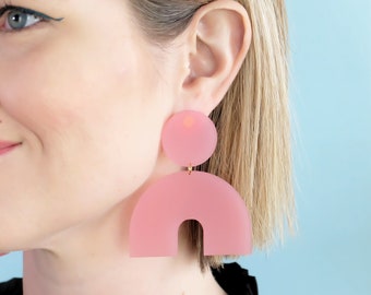 DAZE XL Oversized Statement Acrylic Lightweight Earrings - Powder Pink