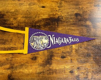 Vintage Niagara Falls pennant