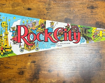 Vintage Rock City Lookout Mountain, Tennessee pennant