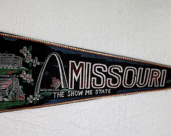 Vintage Missouri State "The Show Me State" pennant Made in Japan