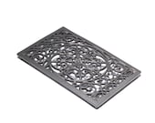 Fancy rectangular cast iron Trivet, Sous plat en fonte rectangular.