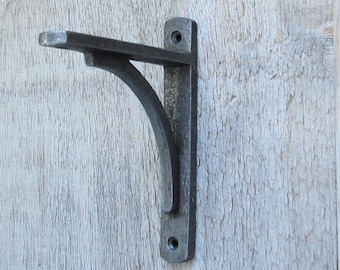 Vintage 6 x 5 inch Shelf Bracket DH10