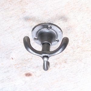 Sturdy Triple Swivel cast iron ceiling hook.