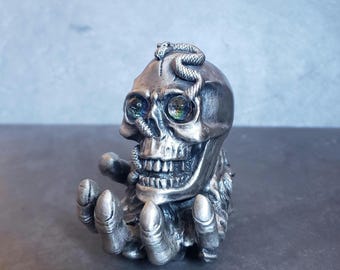 The Skull Holder, Tudor Mint 3161 Myth and Magic Vintage Pewter