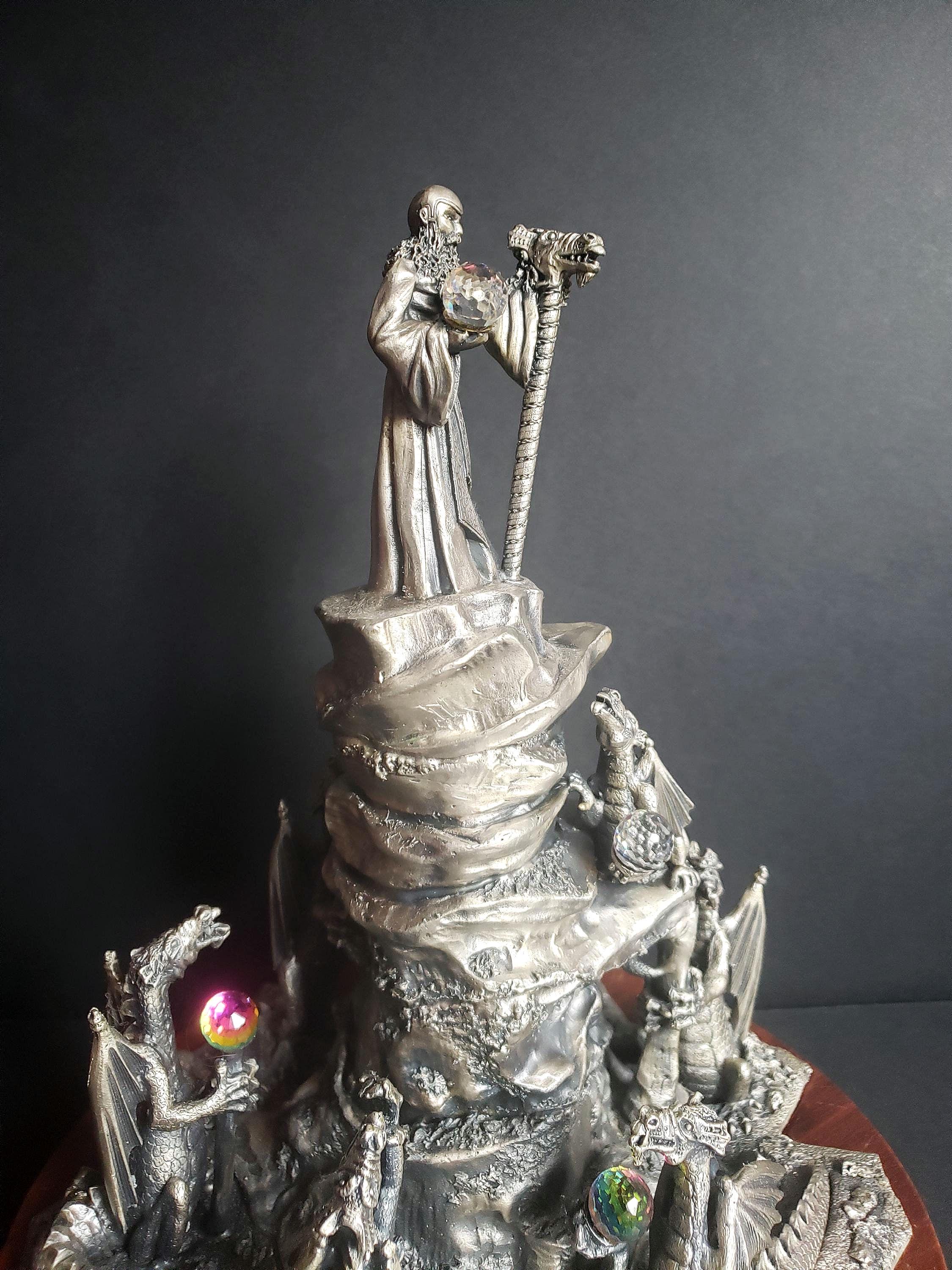 ピューター製ドラゴン チューダーミントFINDING THE DRAGONETS Amazon.com: Titananos Pewter Dragon Myth and Magic