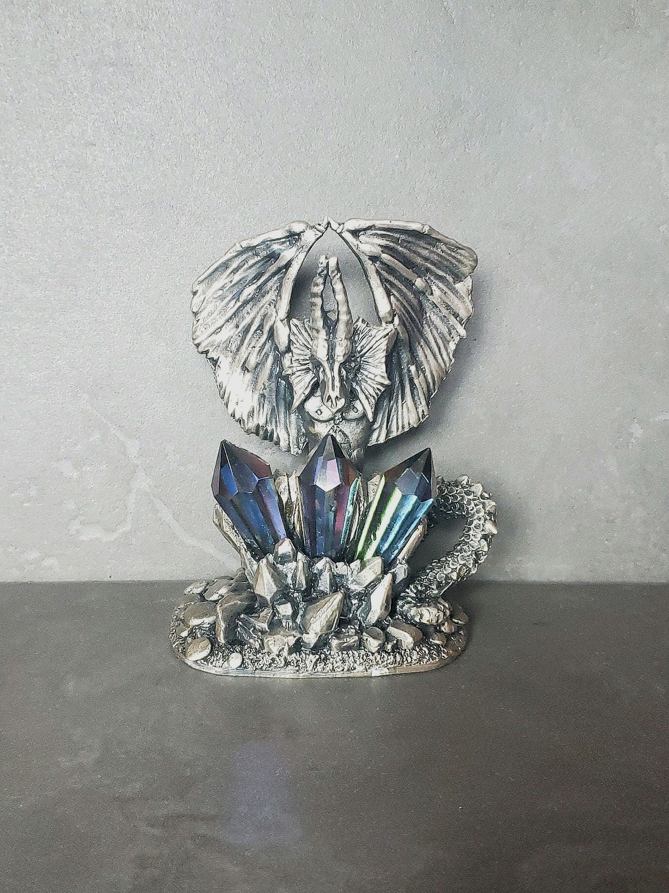 The Dragon of the Ice Crystals, 3112 Myth and Magic Vintage Pewter