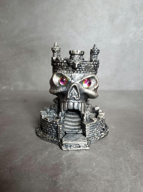 The Skull Gateway. Tudor Mint 6203. Dark Secrets. Myth and Magic