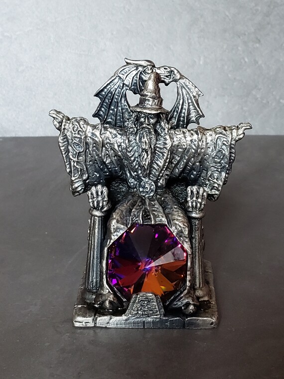 ☆Tudor Mint Myth and Magic 1501☆ RARE WAPW Tudor Mint Myth & Magic The First Born Pewter Figurine