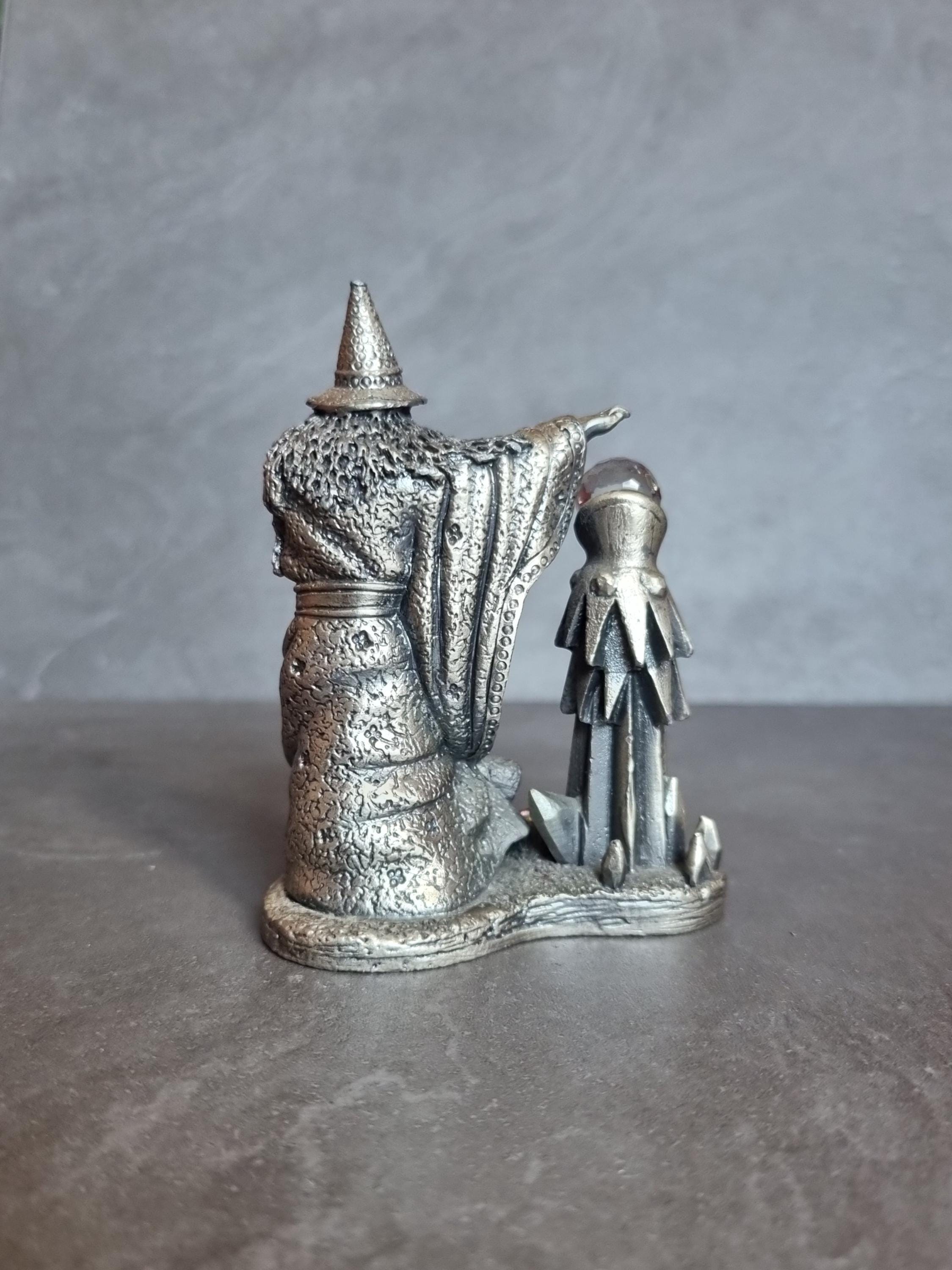 The Crystal Spell 3076. Myth and Magic Vintage Pewter