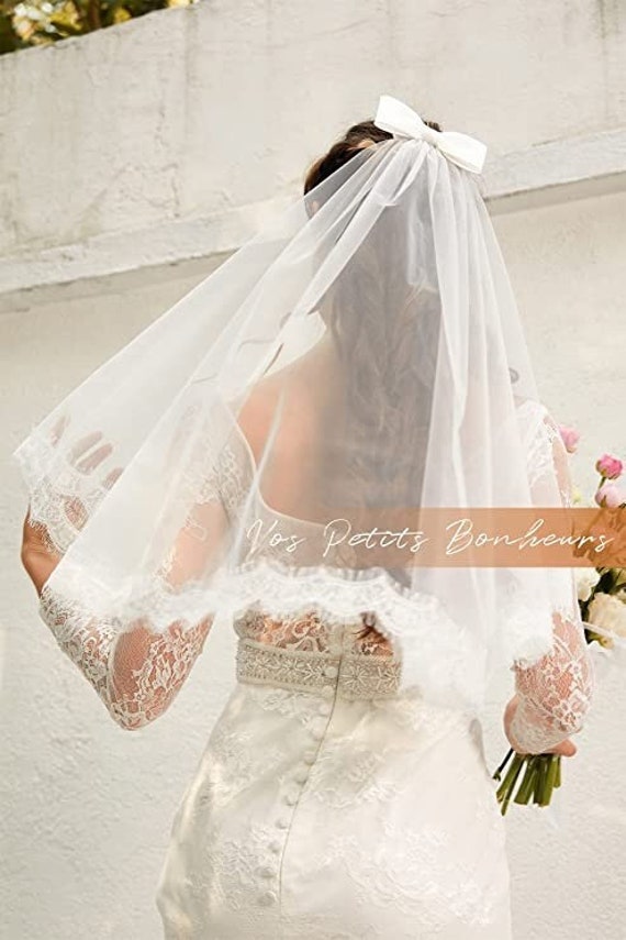 Bachelorette Party 1-tier Veil IVORY Short Length. Bridal 