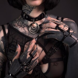 HH-4 Ring Hand Harness, Harness, Latex image 4