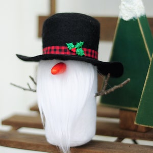Snowman Gnome, Winter Gnome, Christmas Gnome, Snowman with Carrot Nose, Holiday Gnome, Snow Gnome