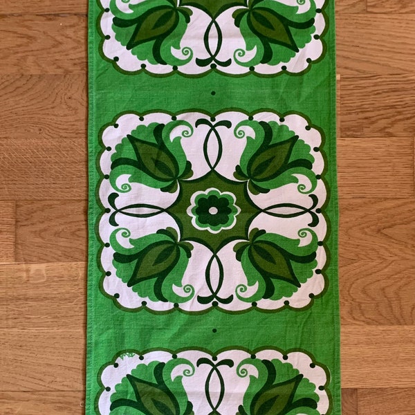 Swedish Modern Style Bright Cotton Print Small Table Runner MCM Decors Retro Green Flower Power Textile Crafts Sverige Svensk