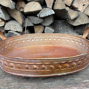Jardinière ovale vintage de grande taille, finition cuivre, cache-pot rustique en métal galvanisé, motif à pois en relief, style jardin champêtre