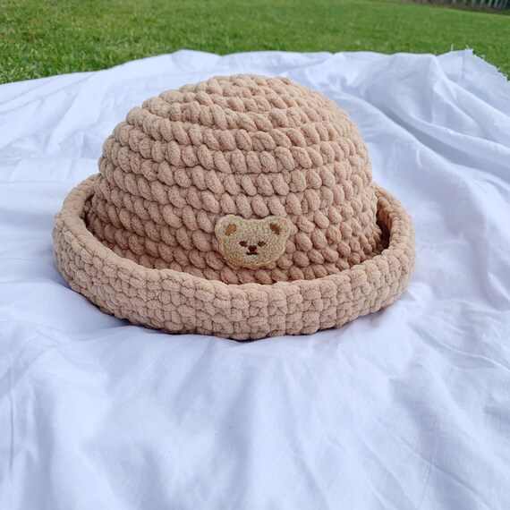 Chunky Knit Teddy Bear Bucket Hat 