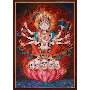 Puede incluir: Una deidad de múltiples brazos con una expresión feroz se sienta sobre una flor de loto que emerge de un mar de llamas. La deidad está adornada con cráneos, joyas y una corona. La pintura está realizada en un estilo vibrante con colores ricos.