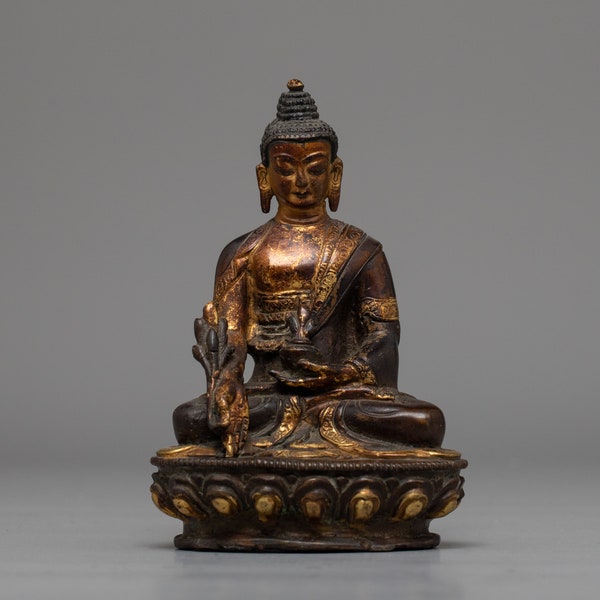 Vintage Medicine Buddha Statue | Tibetan Buddhist Statue | Healing Buddha Figurine | Traditionally Hand Gided | Himalayan Asian Art Of Nepal