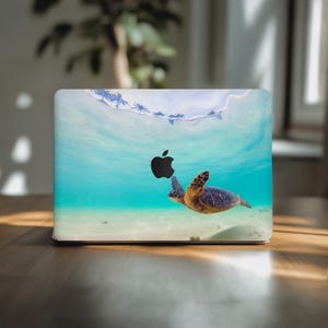 Decalcomania per MacBook Pro 16 con tartaruga marina, copertina oceano, tema acquatico, MacBook Air 13, M3, skin per 15 pollici 2023, 2025, M1, M2, 14, M4, 2020, vinile A3401 costiero.